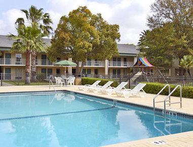 Days Inn By Wyndham Crystal River Exterior photo